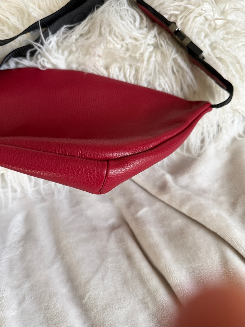 Large Valentino Pebbled Leather Waist Bag in Deep Red with Black Hardware - Picture 3 of 5